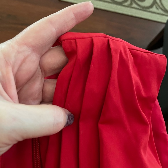 Eva Mendes New York & Co Dress Red Sleeveless v neck pleats size 4 elastic waist - Picture 16 of 16